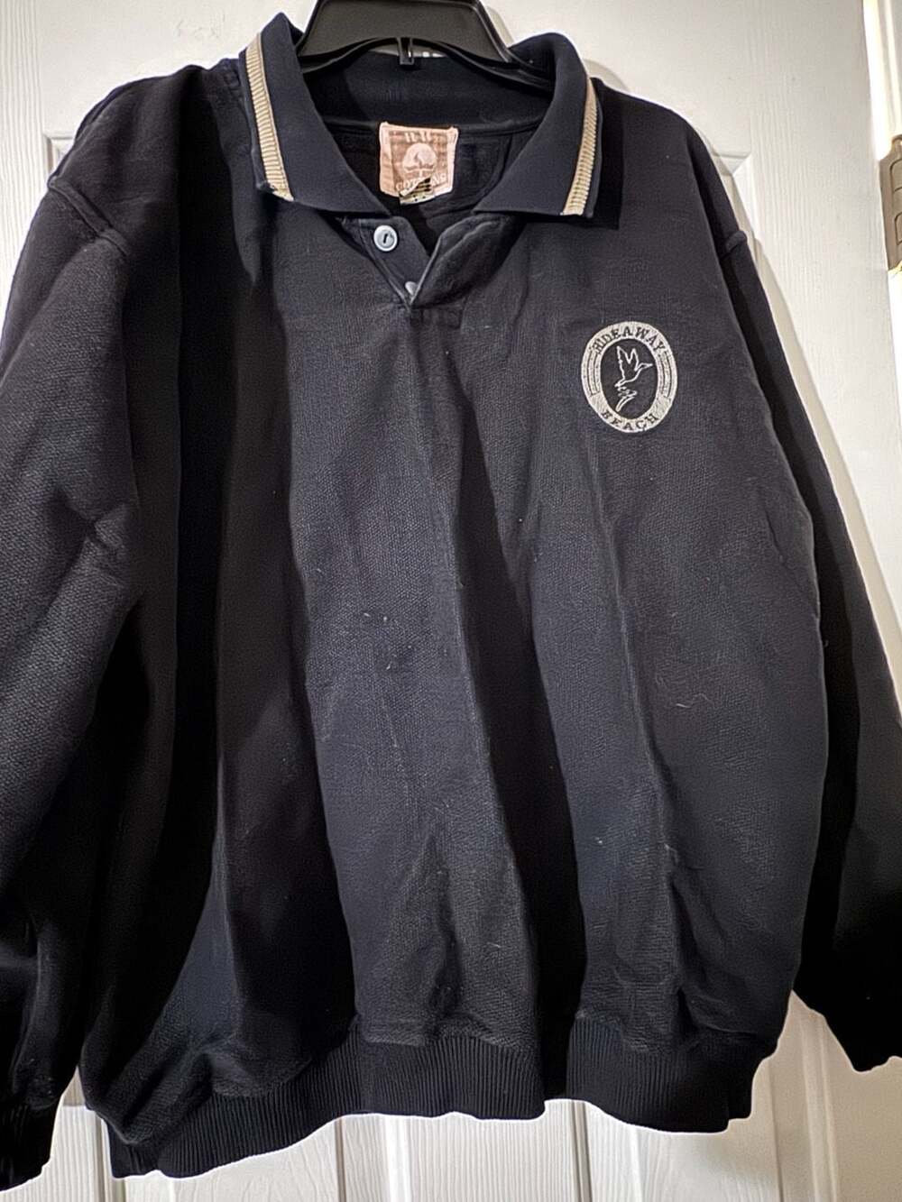 Wild Cottons Hideaway Beach Sweatshirt Size Medium Black Polo Pullover